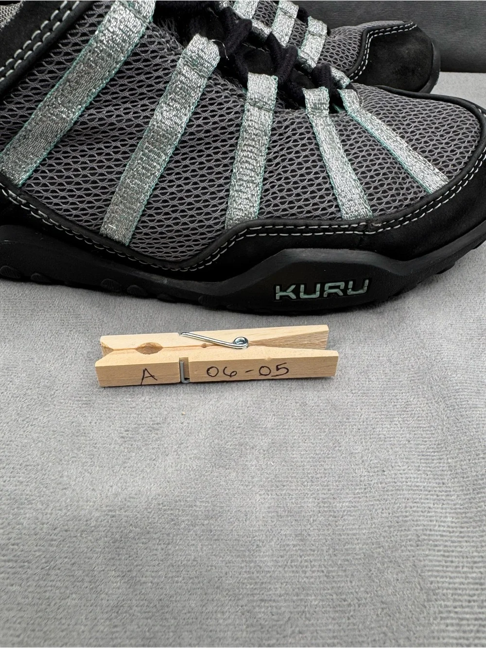 Kuru Chicane Sneakers Women’s Size 7 Black Teal Walking‎ Comfort Shoes